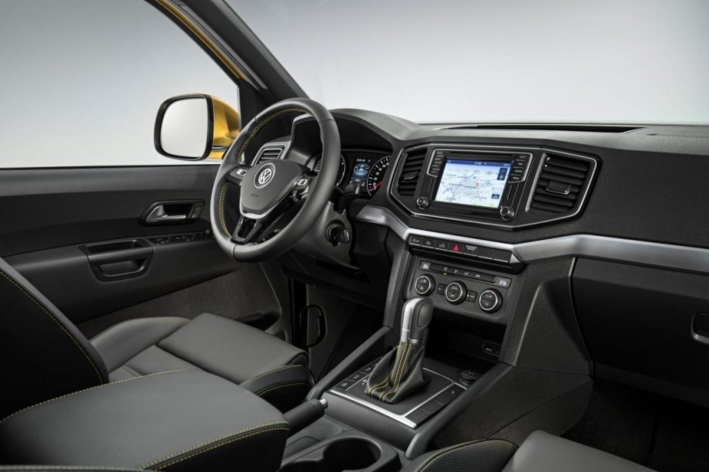 Volkswagen Amarok Aventura Exclusive interior