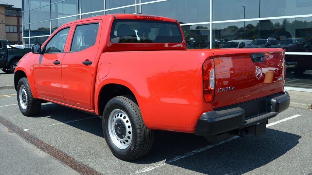 Mercedes-Benz X-Class Pure Rear
