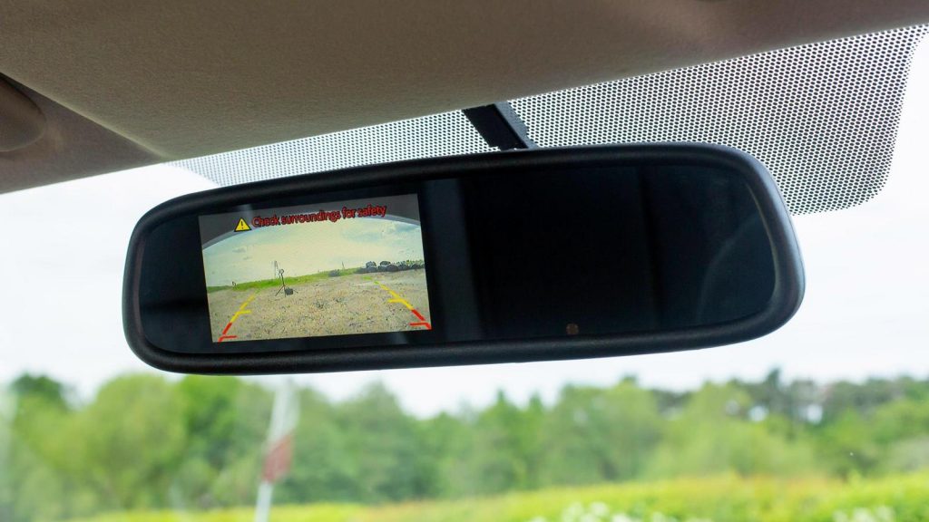 Isuzu D-Max Workman+ Reversing Camera