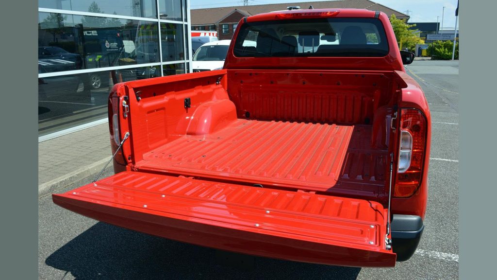 Mercedes-Benz X-Class Pure Load Bed