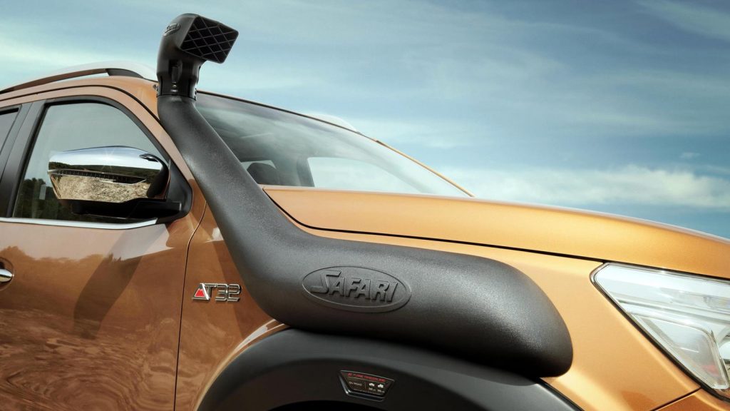 Nissan Navara AT32 snorkel