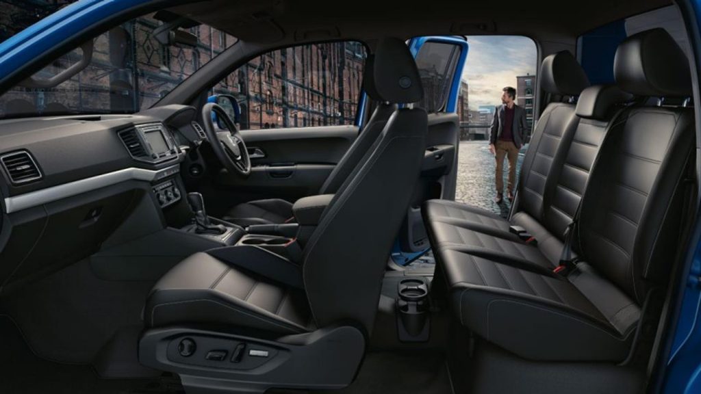 Volkswagen Amarok Aventura interior