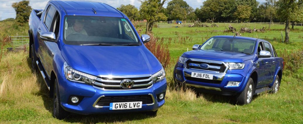 Ranger vs Hilux 2016