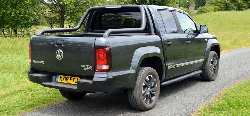 Volkswagen Amarok Dark Label