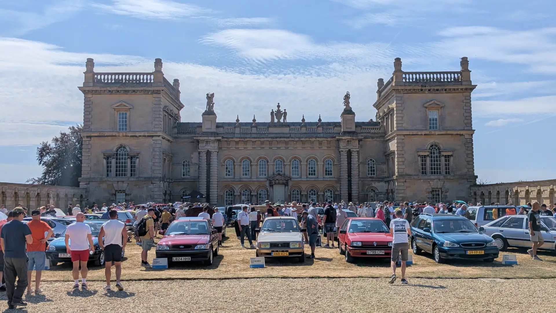 Thirteen wonderfully ordinary vans and pickups spotted at the Festival of the Unexceptional