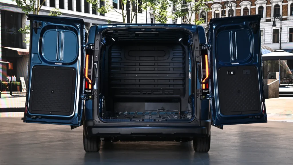 Kia PV7 Cargo van reveal load area