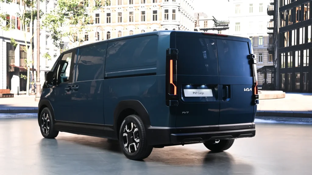 Kia PV7 Cargo van reveal rear view